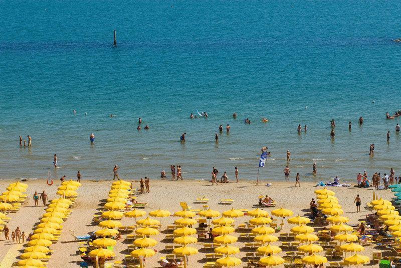Hotel Atlantic Vista Mare Pesaro Eksteriør bilde