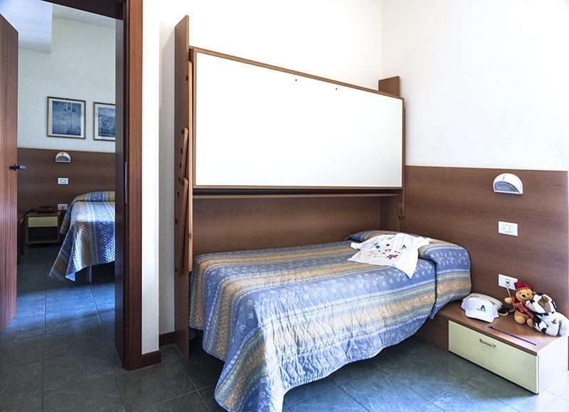 Hotel Atlantic Vista Mare Pesaro Eksteriør bilde