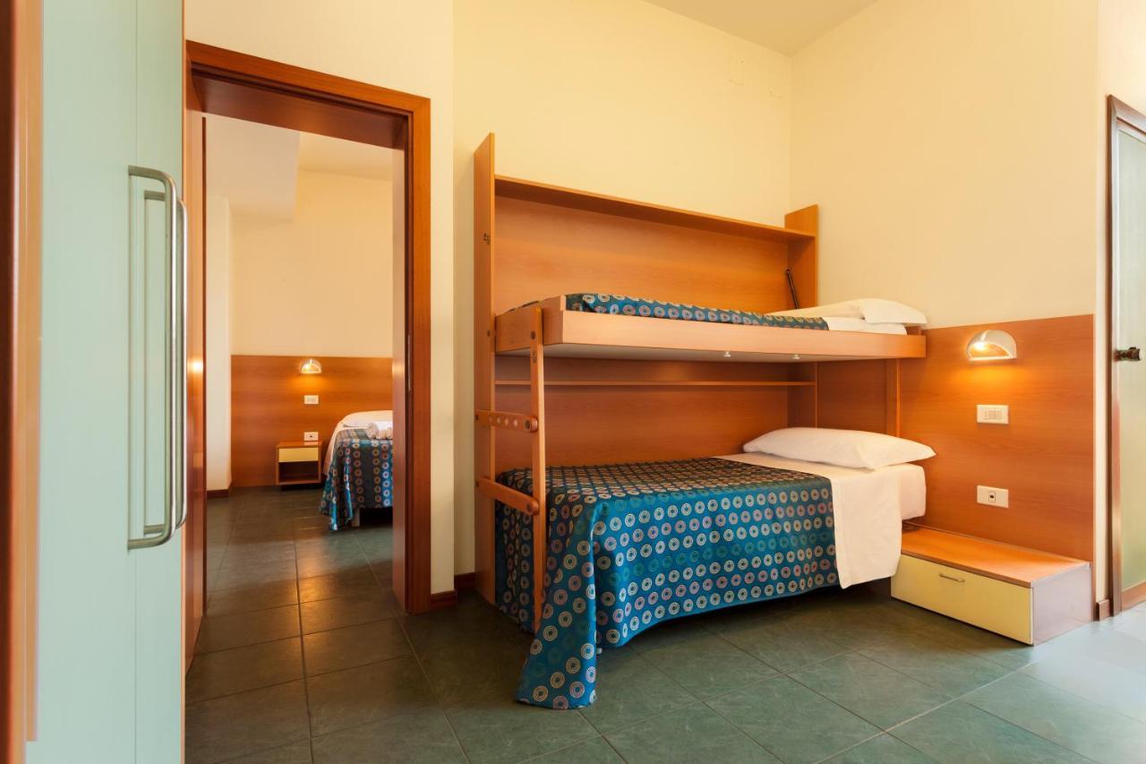 Hotel Atlantic Vista Mare Pesaro Eksteriør bilde